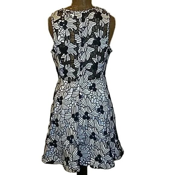 BB Dakota Black Embroidered Floral Dress - Picture 6 of 9